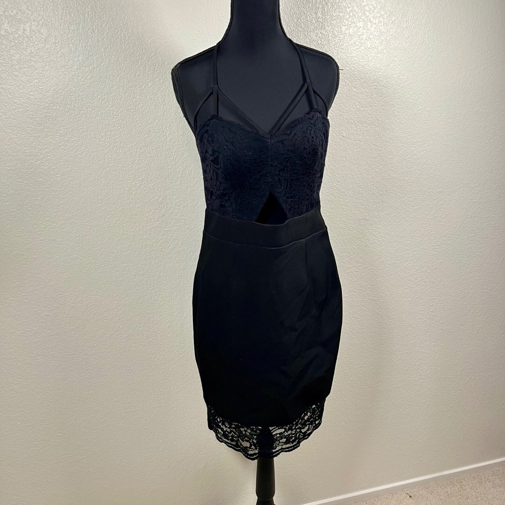 Express Sexy Black Lace Cutout Halter Bodycon Dress Evening Cocktail Party Sz‎ 6